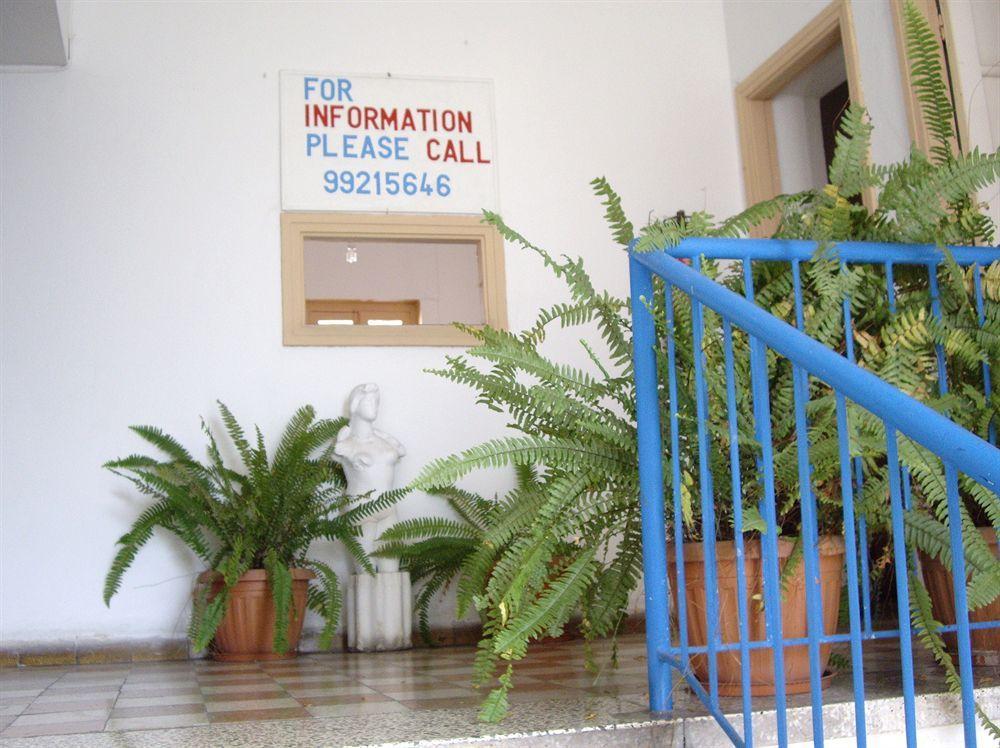 Trianon Paphos Exterior foto
